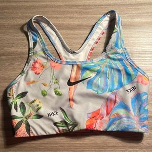 Nike sports bra multi color size medium